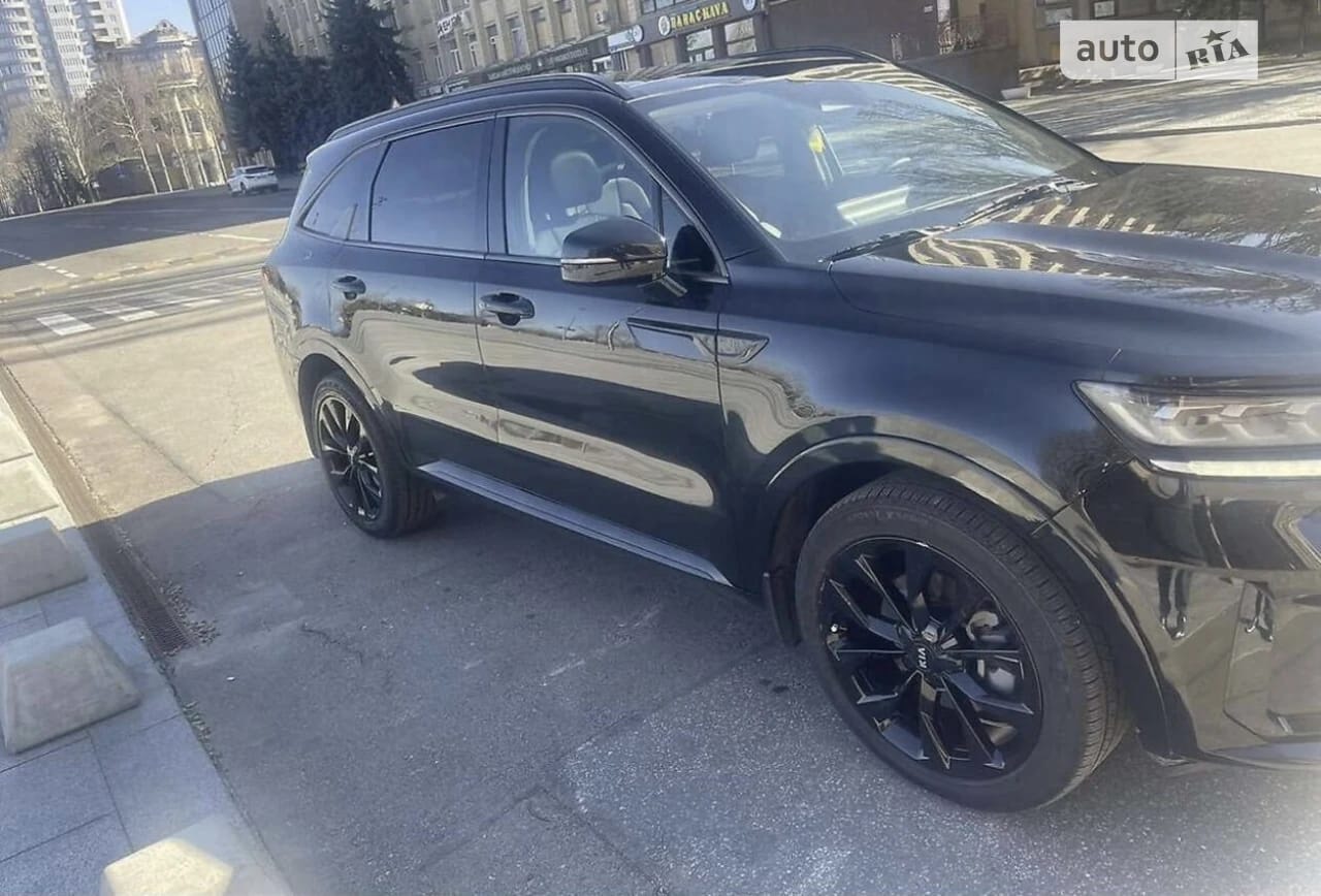 Kia Sorento - фото 7
