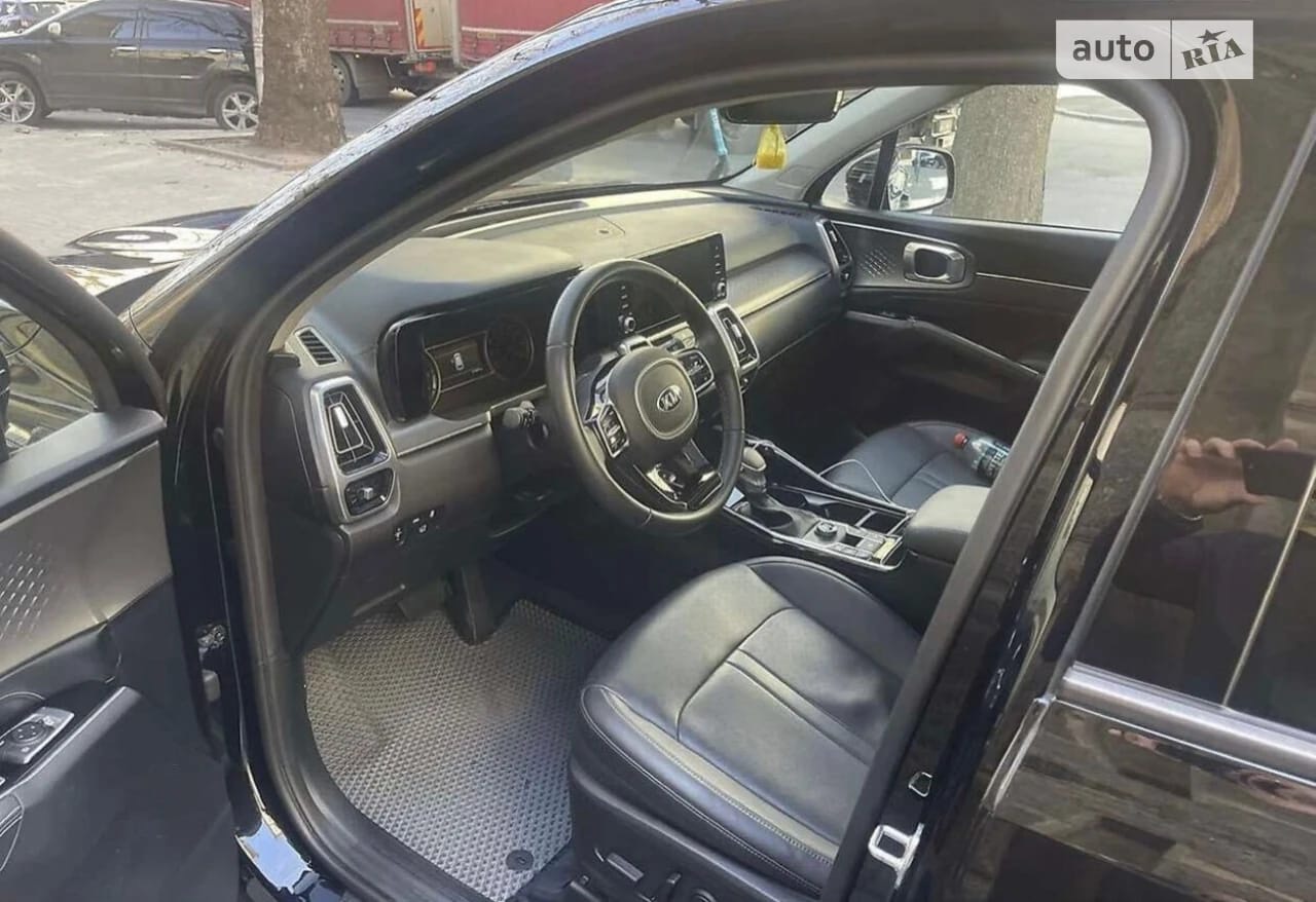 Kia Sorento - фото 6