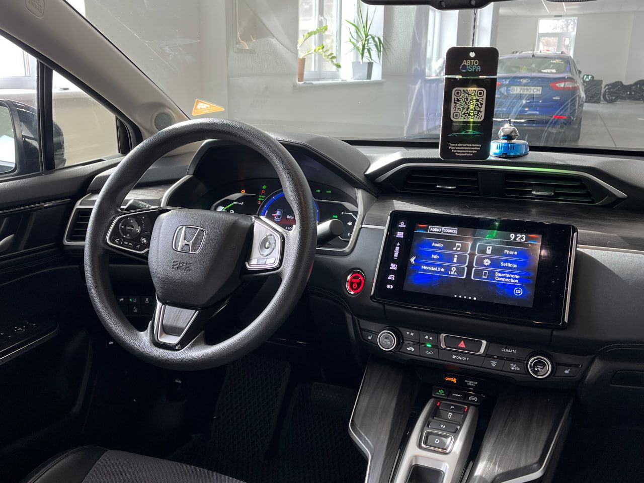 Honda Clarity - фото 3