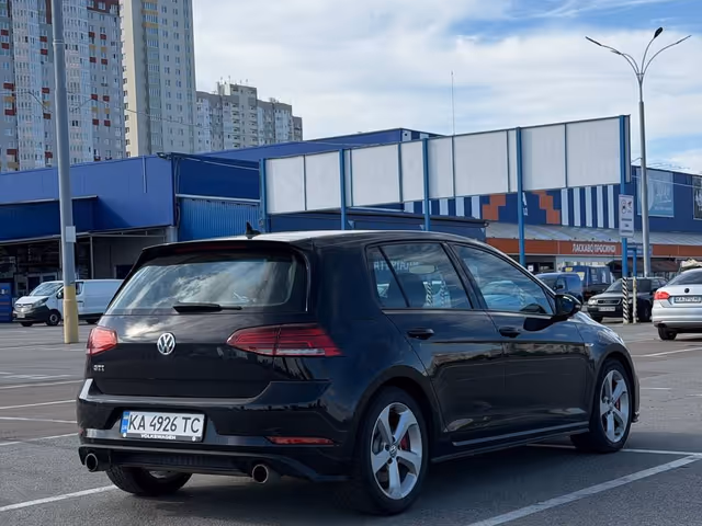 Volkswagen Golf GTI 2018, Kyiv (city), $15 300 - image 5