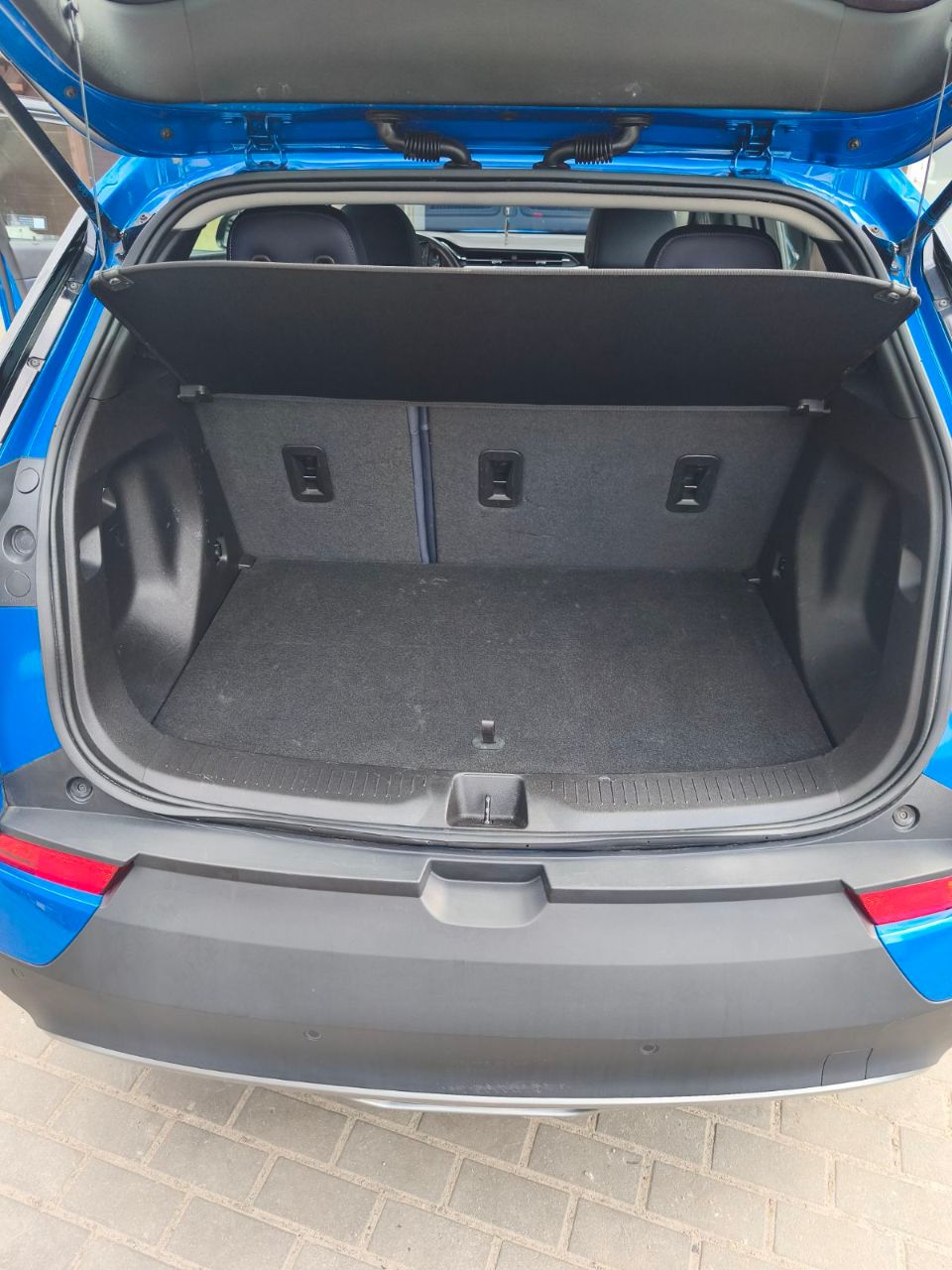 Chevrolet Bolt EUV - фото 27