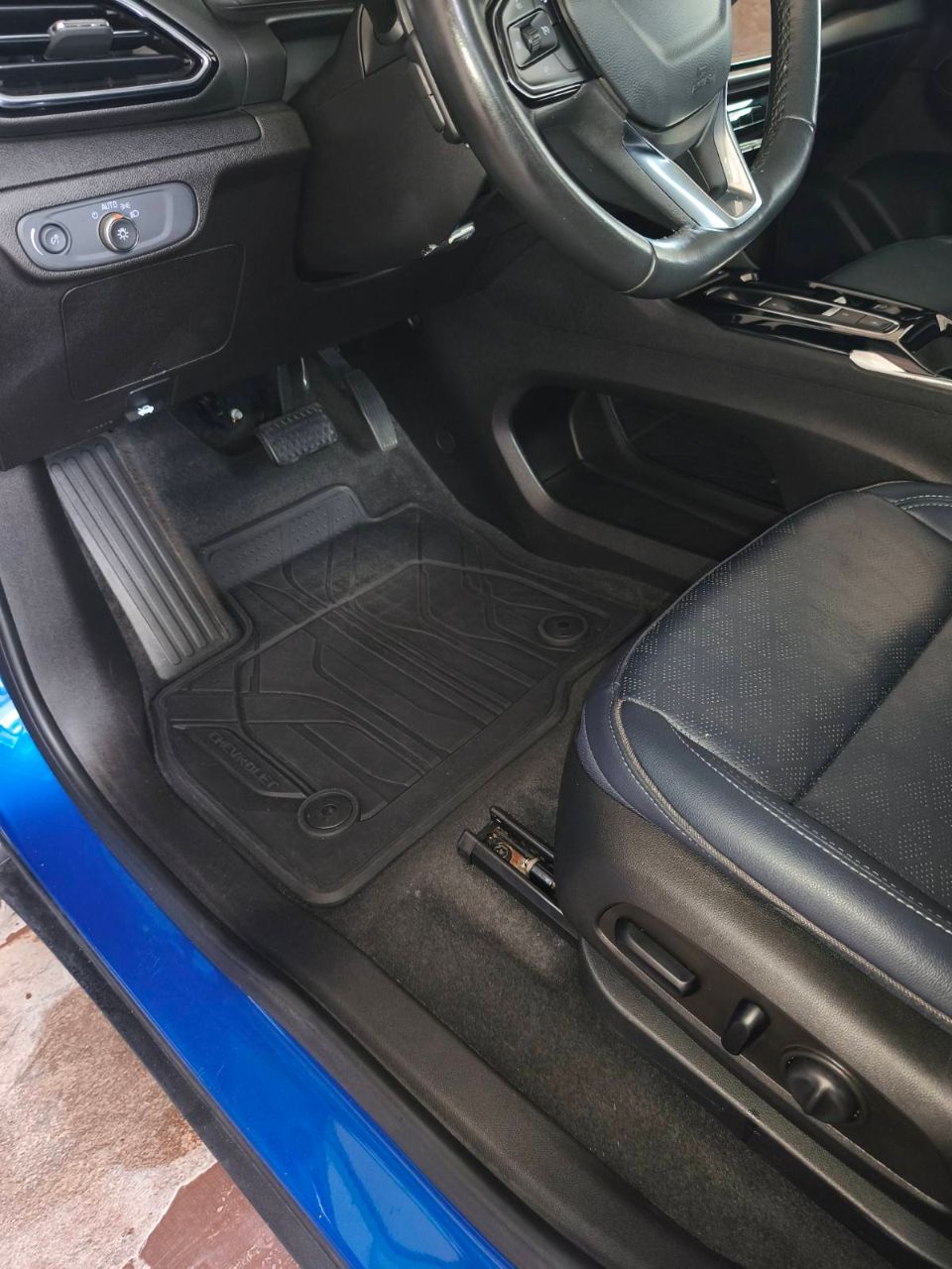 Chevrolet Bolt EUV - фото 23