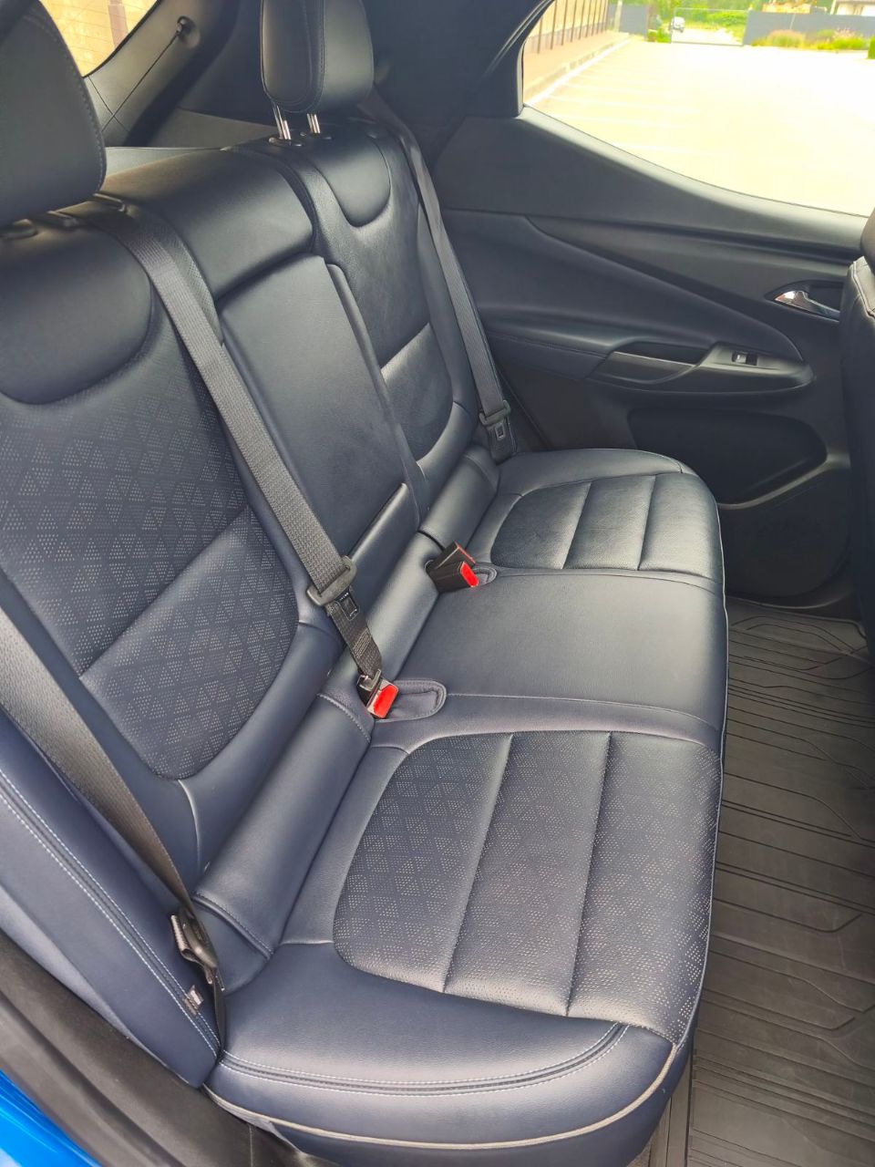 Chevrolet Bolt EUV - фото 26