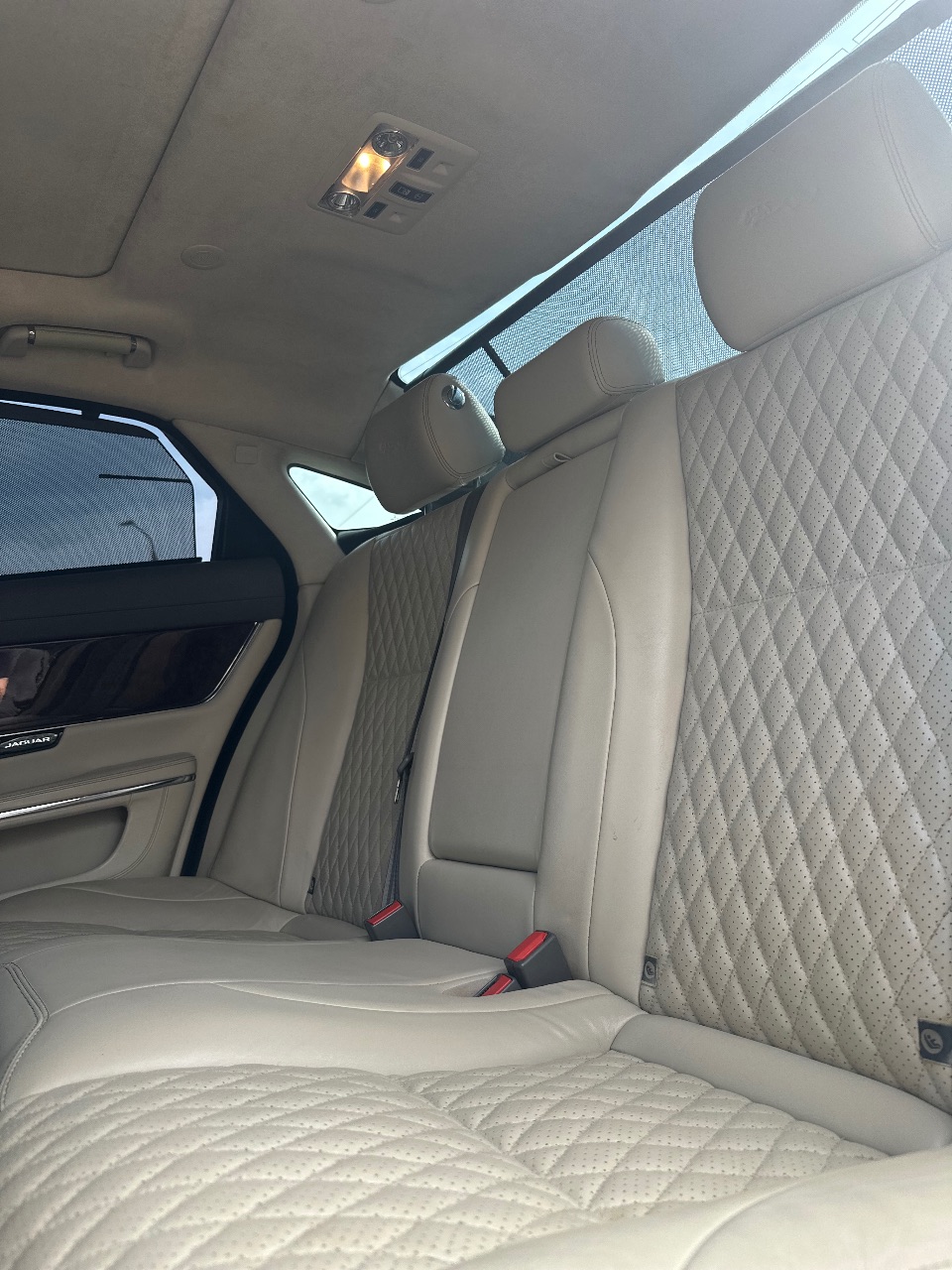 Jaguar XJ - фото 22