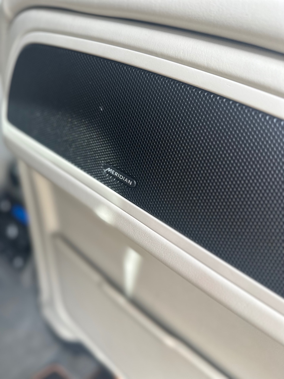 Jaguar XJ - фото 20