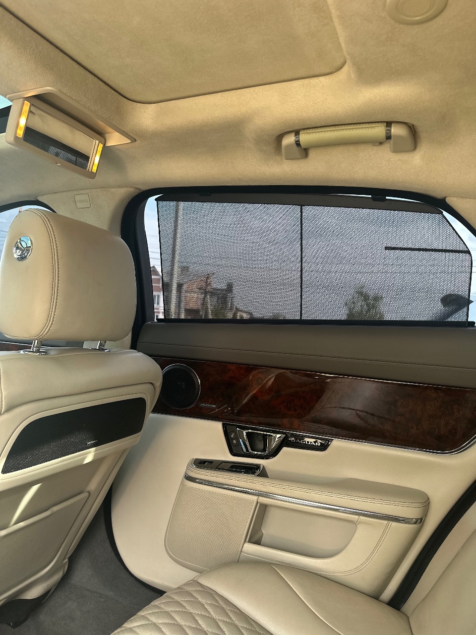 Jaguar XJ - фото 24