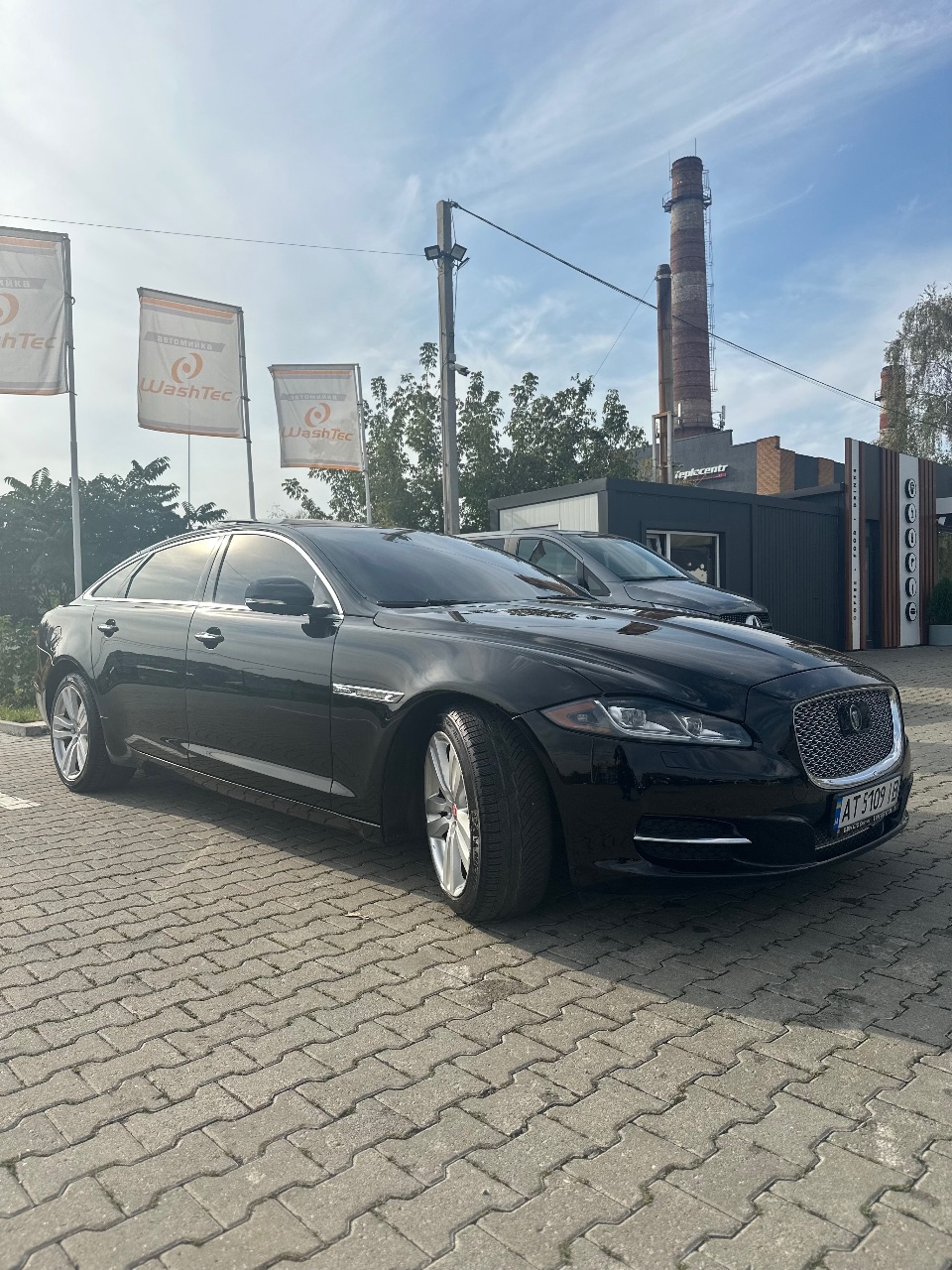 Jaguar XJ - фото 5