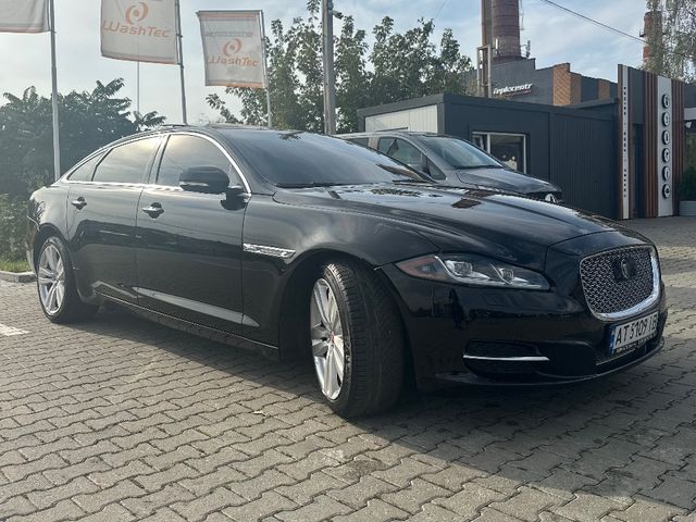 Jaguar XJ - зображення 5