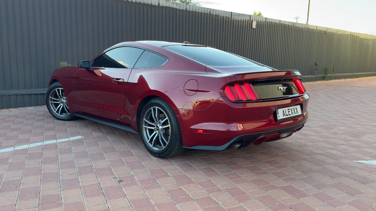 Ford Mustang - фото 4