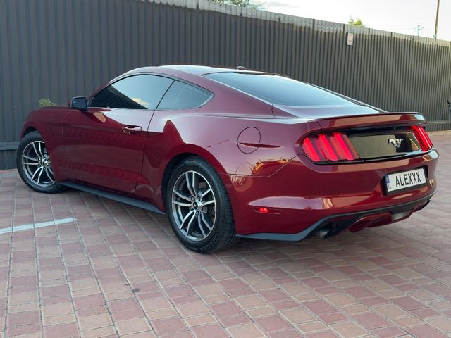 Ford Mustang - фото 4