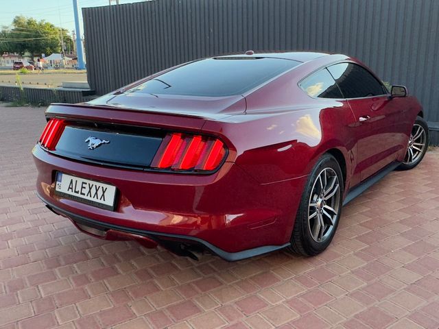 Ford Mustang - фото 3