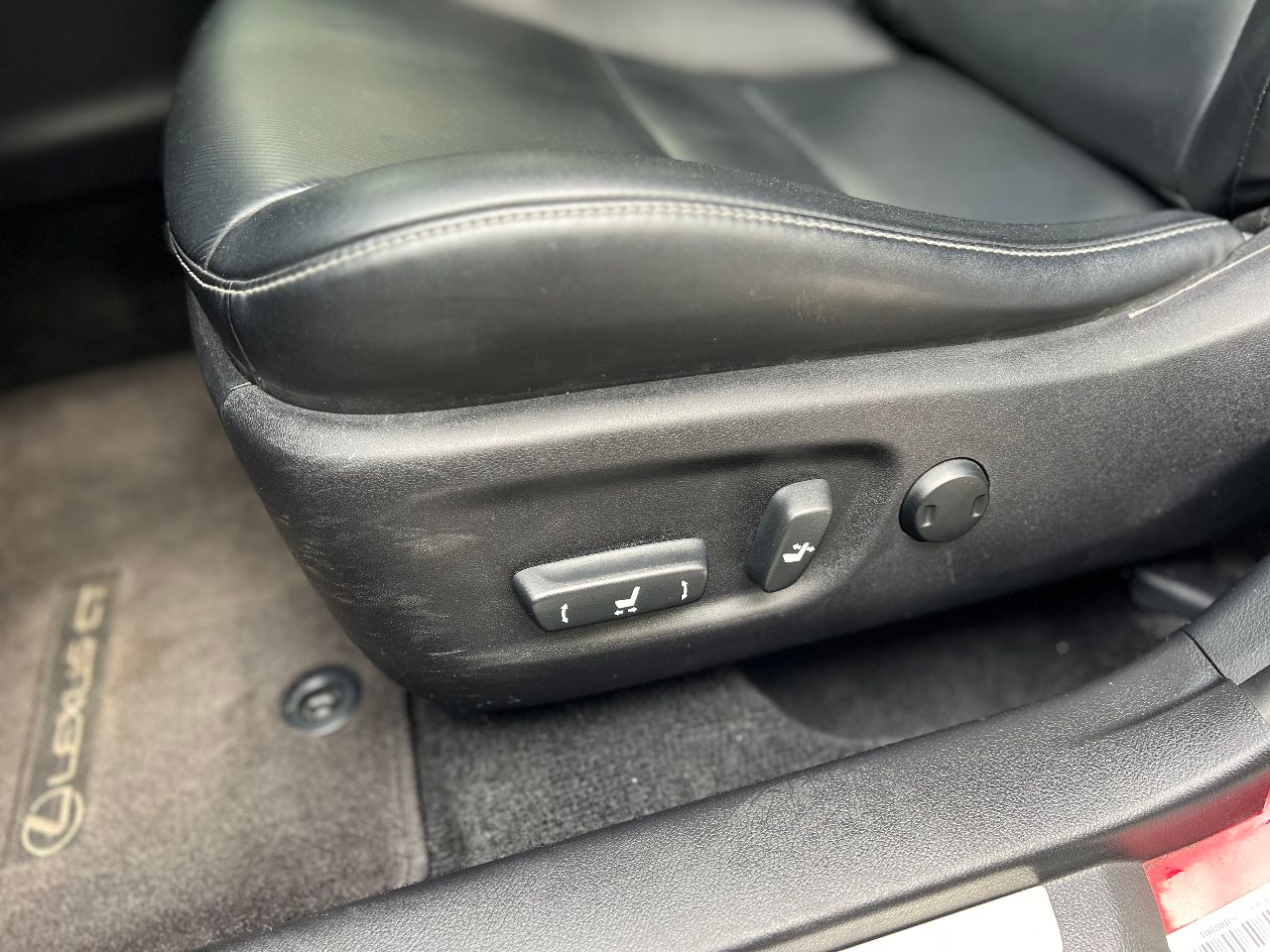 Lexus CT - фото 21