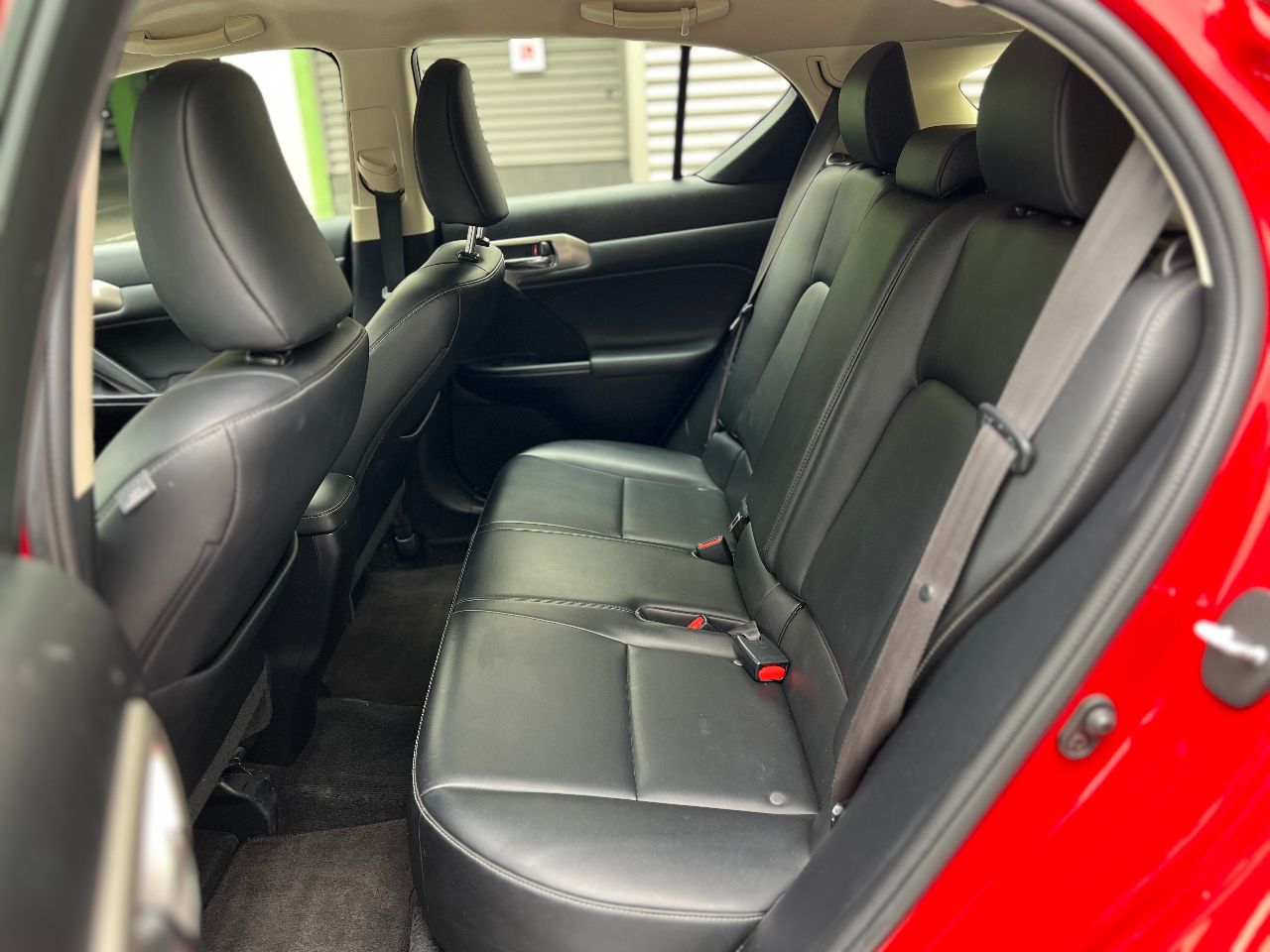 Lexus CT - фото 34