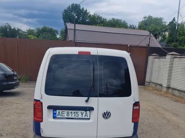 Volkswagen Caddy - фото 3