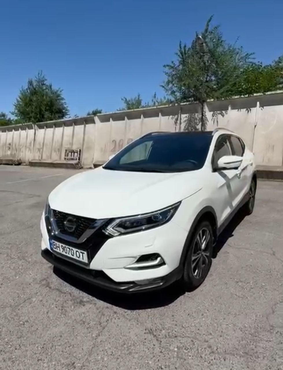 Nissan Qashqai - фото 1