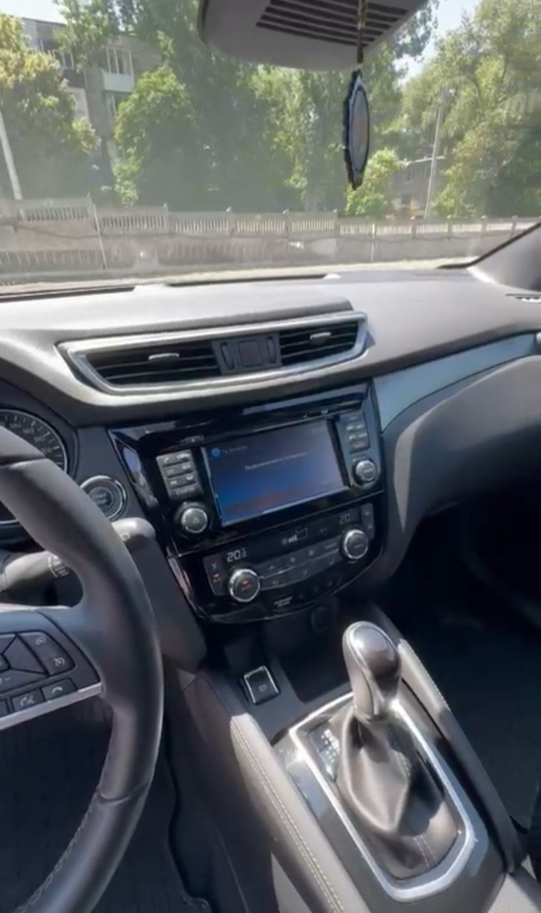 Nissan Qashqai - фото 7