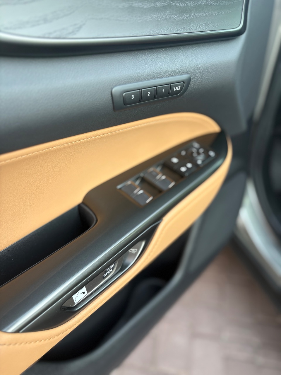 Lexus NX - фото 39