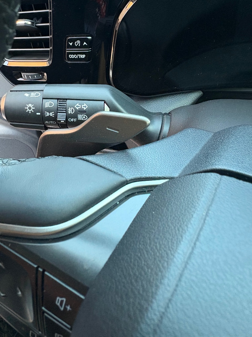 Lexus NX - фото 28