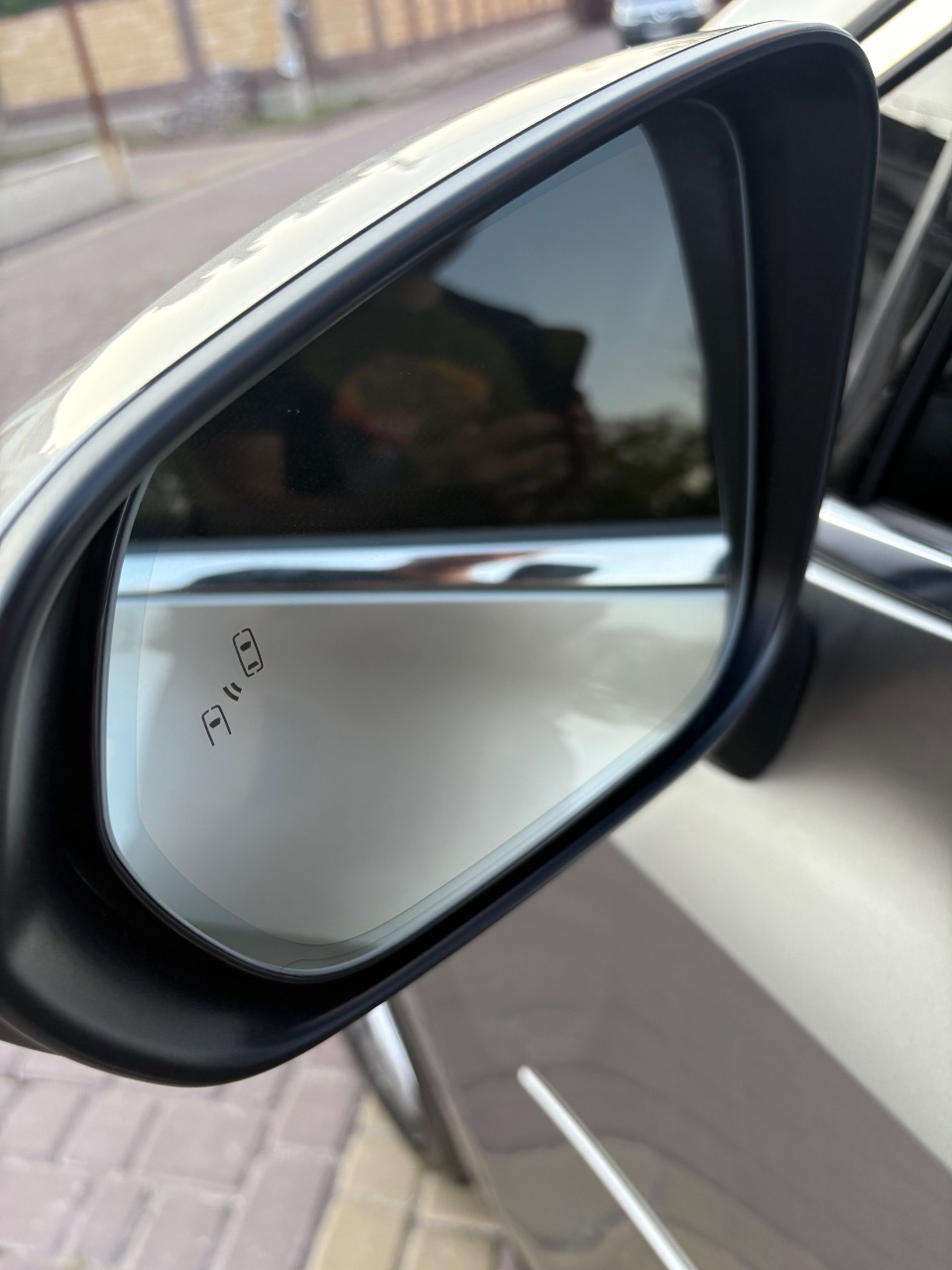 Lexus NX - фото 22