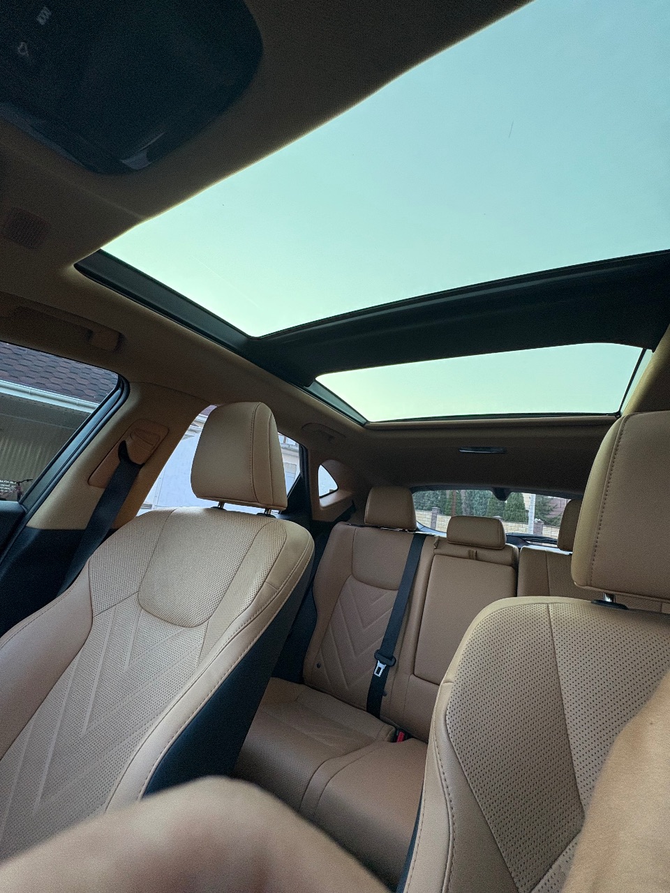 Lexus NX - фото 25