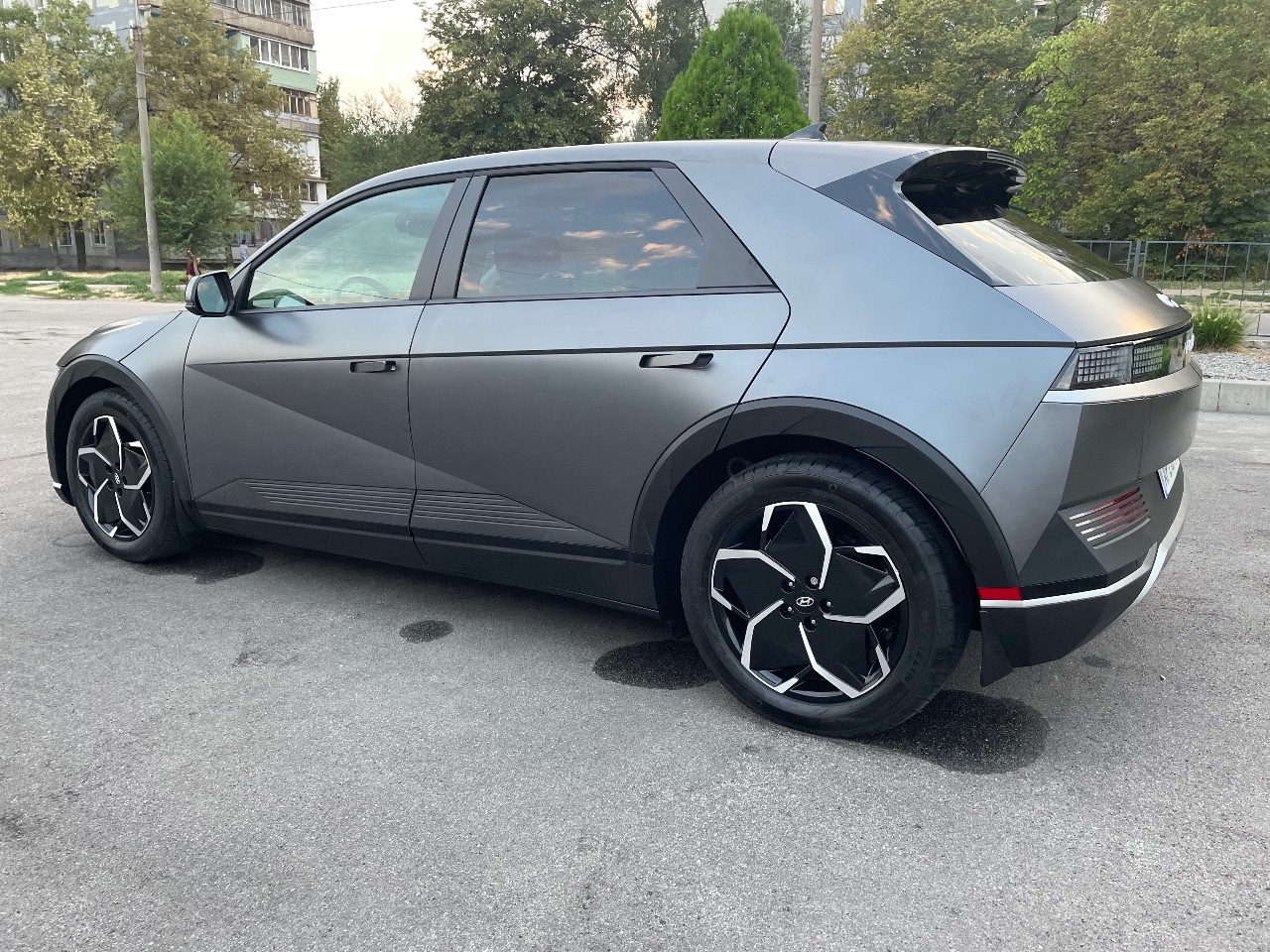 Hyundai IONIQ 5 - фото 15
