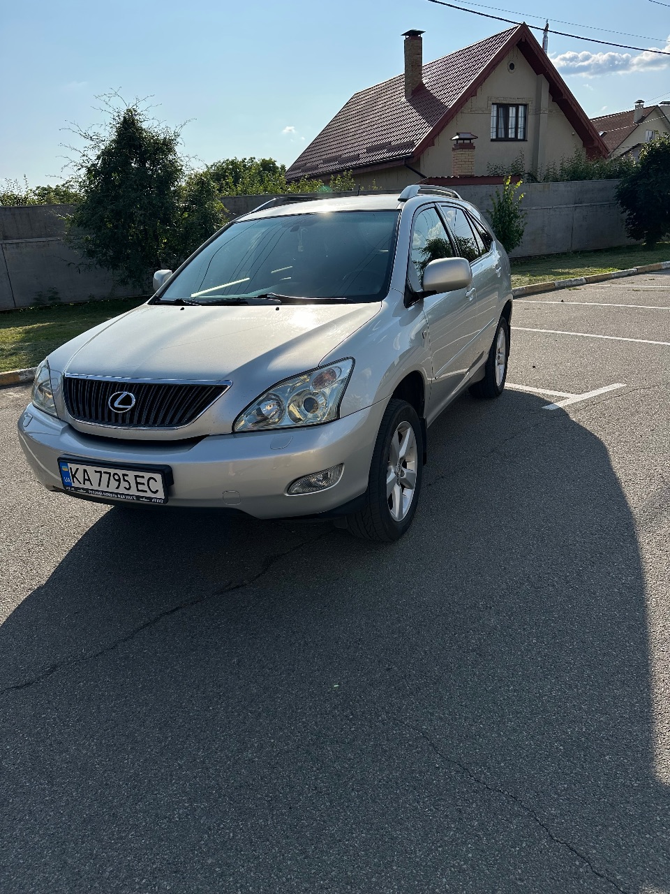 Lexus RX - фото 4