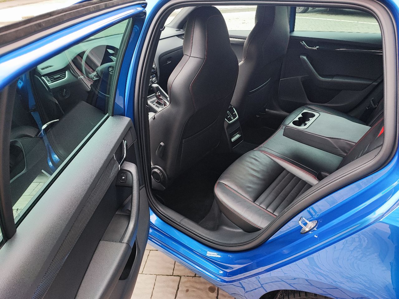 Skoda Octavia RS - фото 8