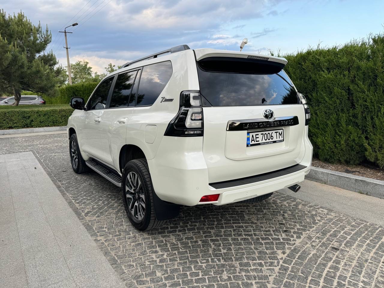 Toyota Land Cruiser Prado - фото 7