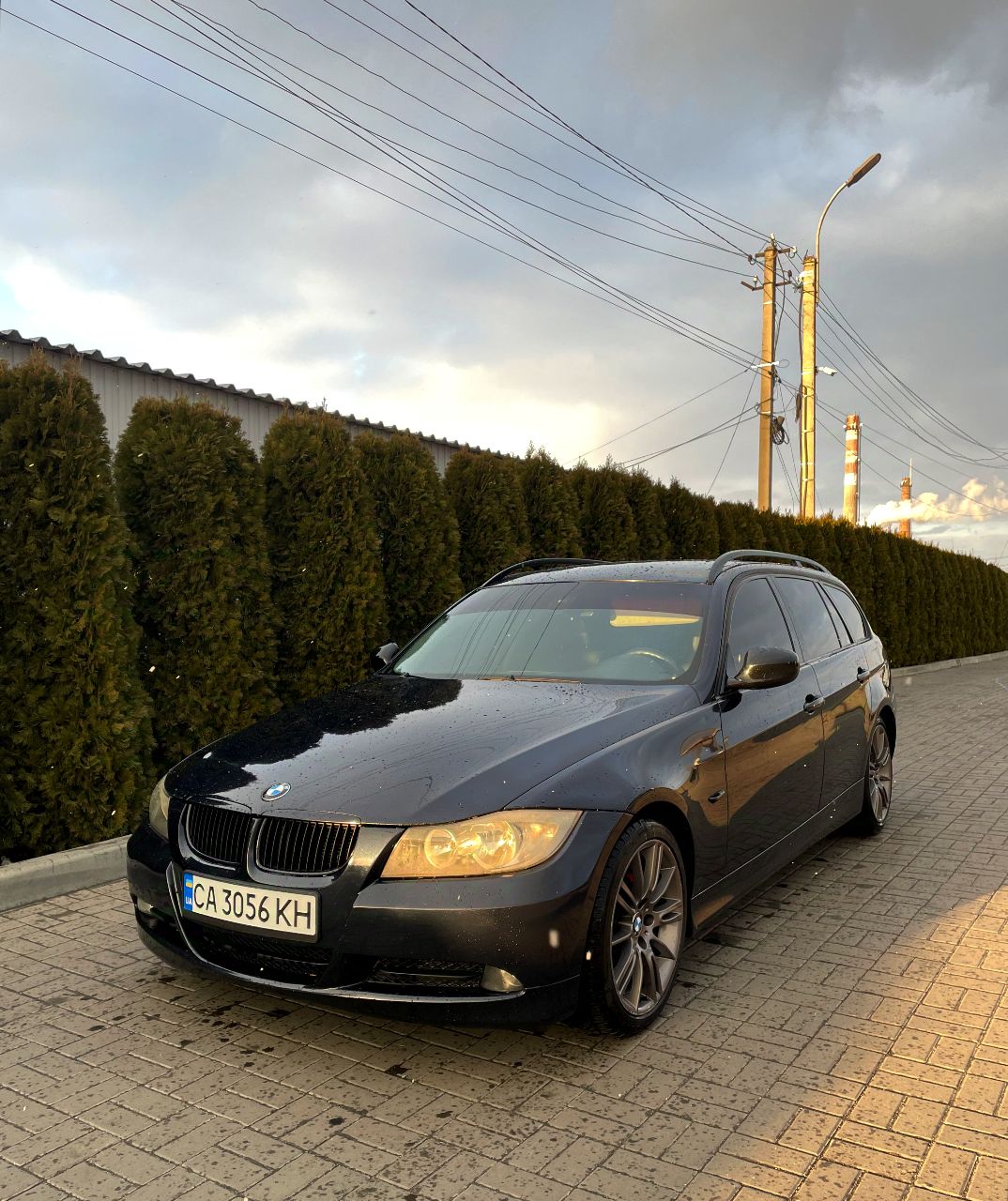 BMW 3 серії - фото 1