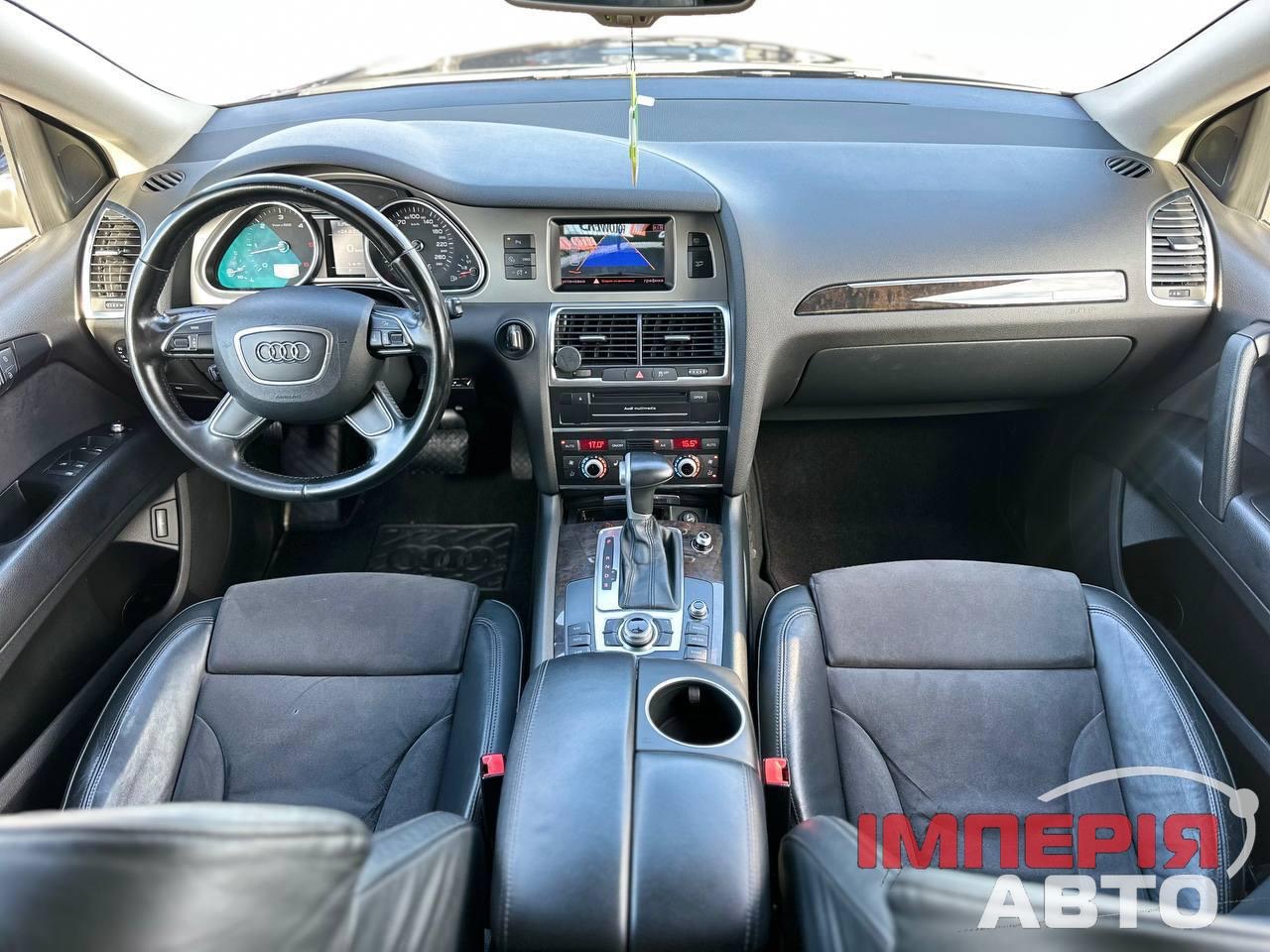 Audi Q7 - фото 5