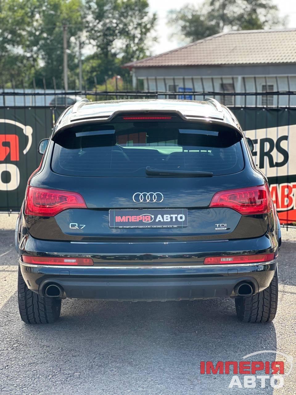 Audi Q7 - фото 4