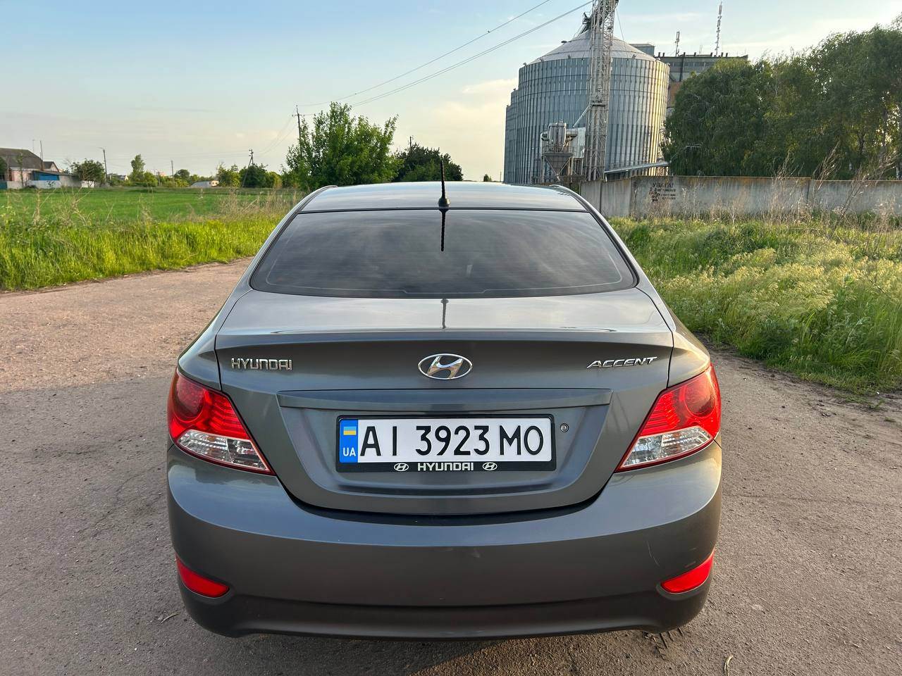 Hyundai Accent - фото 13