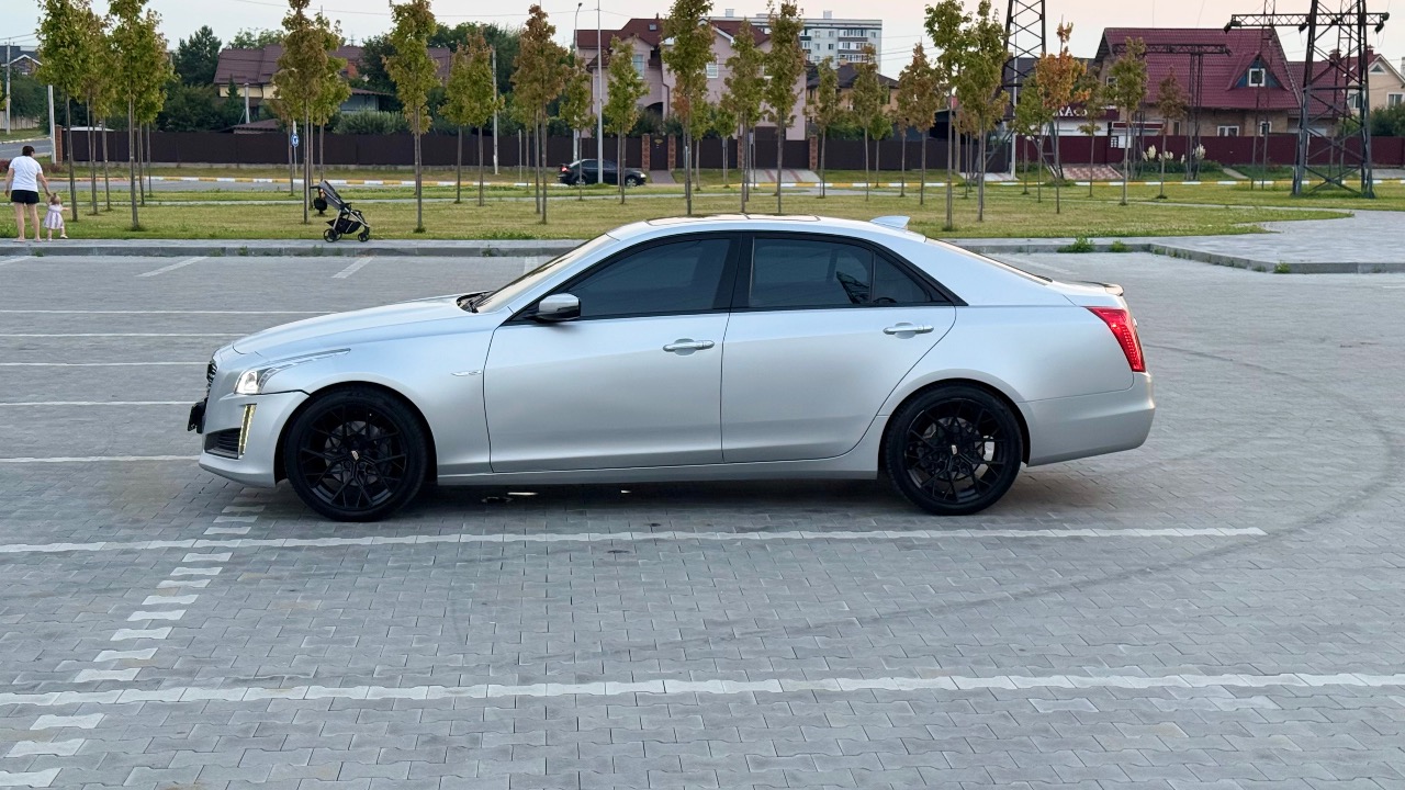 Cadillac CTS - фото 16