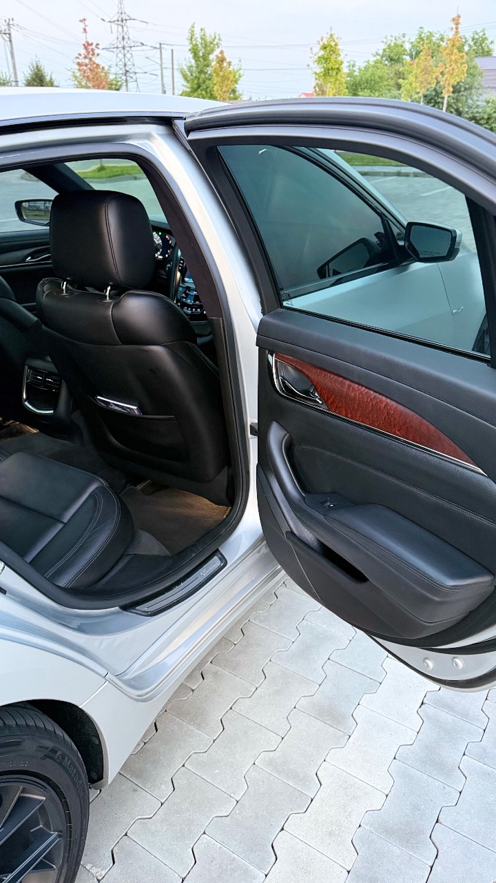 Cadillac CTS - фото 8