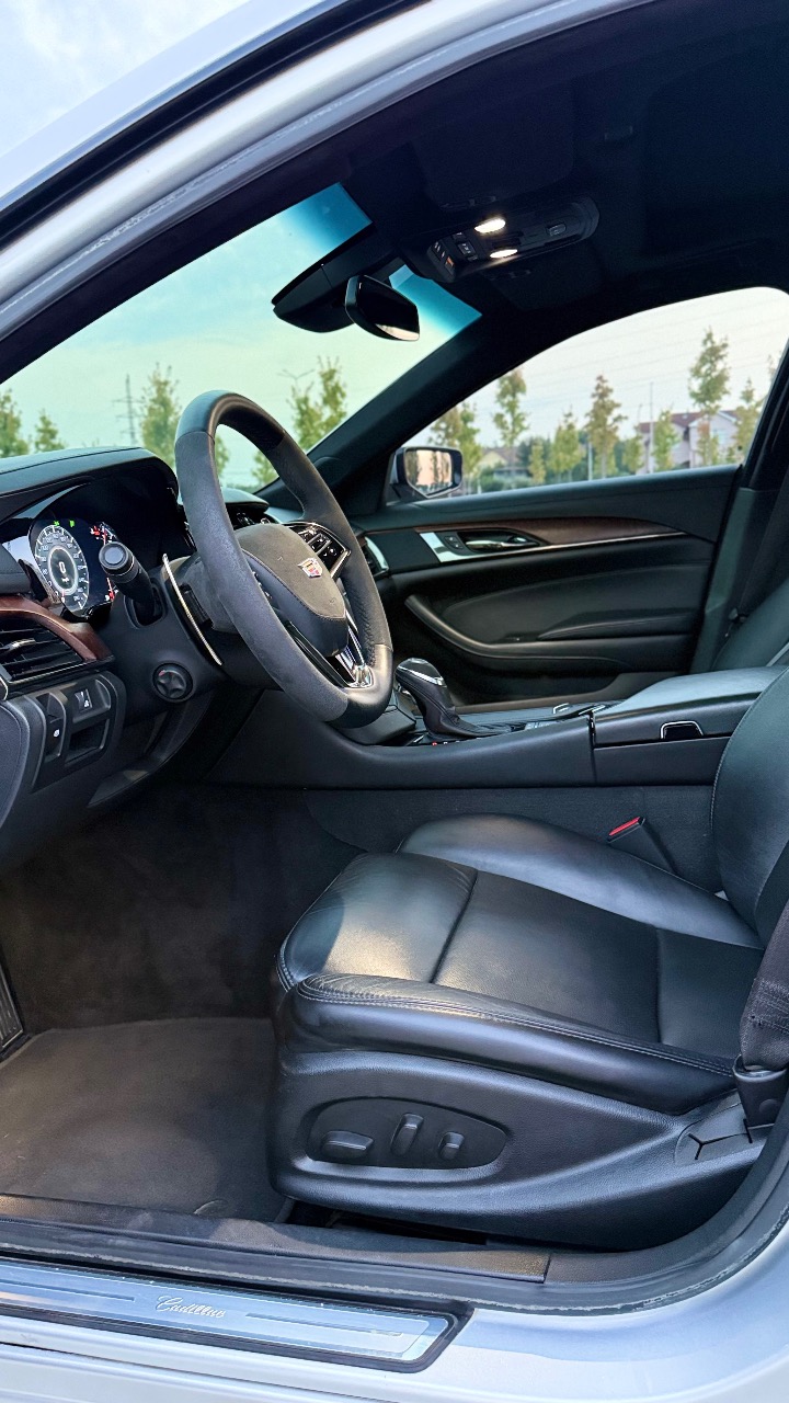 Cadillac CTS - фото 5