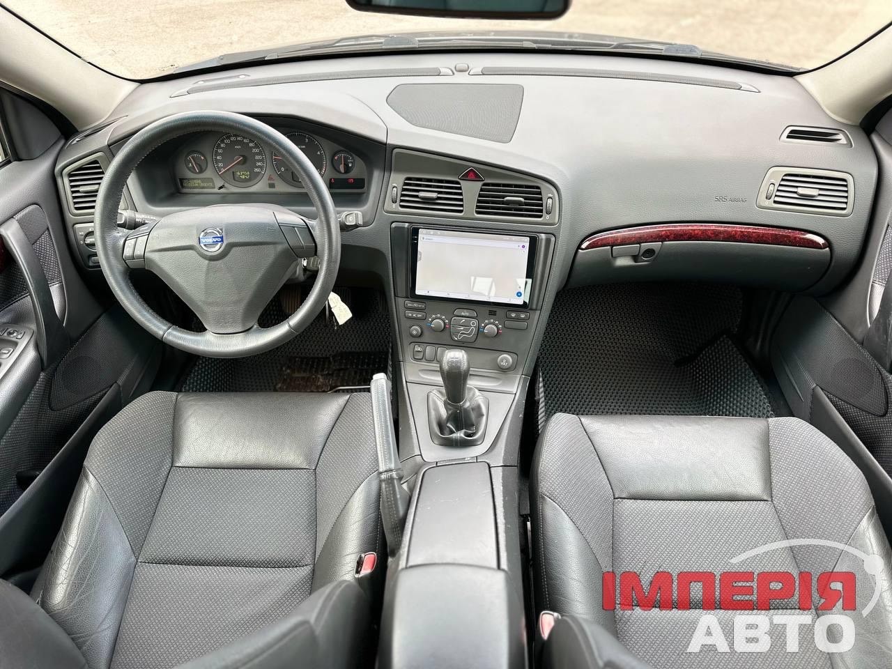 Volvo S60 - фото 6