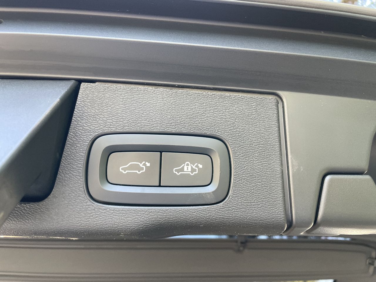 Volvo XC60 - фото 39