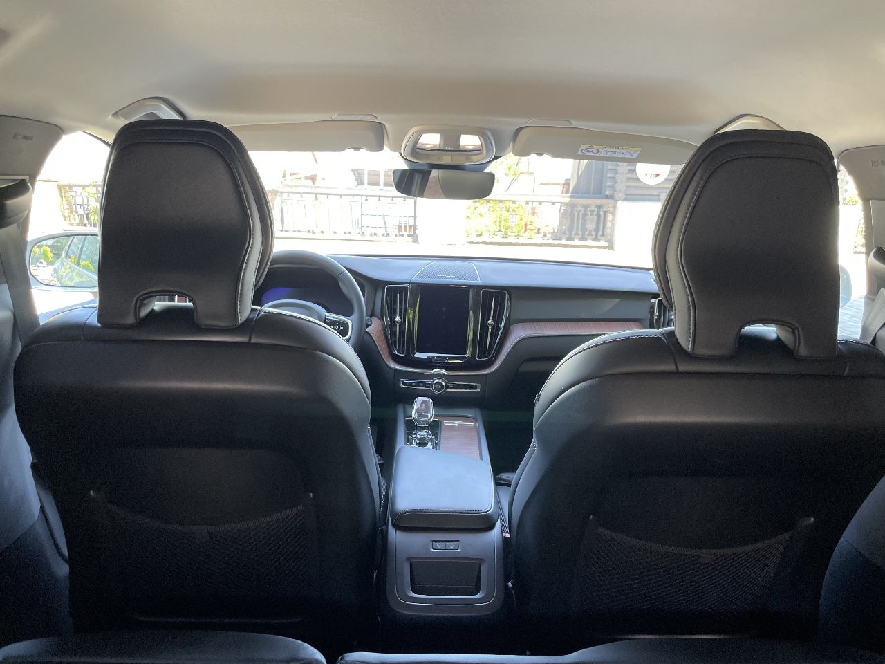 Volvo XC60 - фото 45