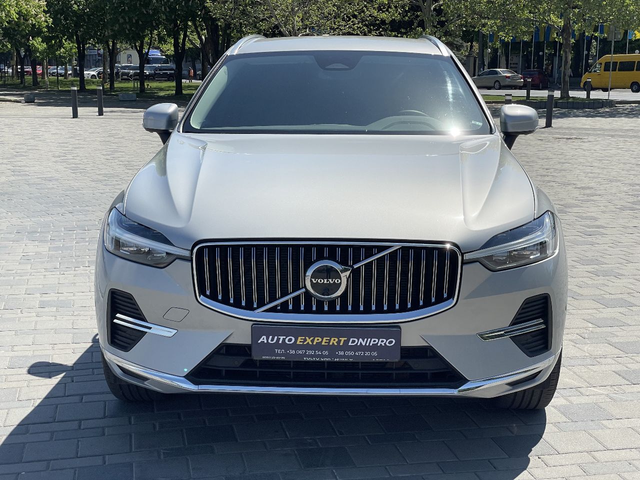 Volvo XC60 - фото 7
