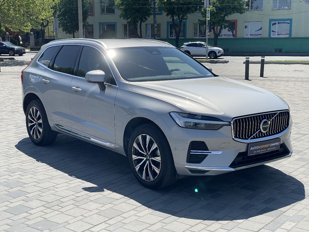 Volvo XC60 - фото 9