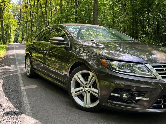 Volkswagen Passat CC - фото 3