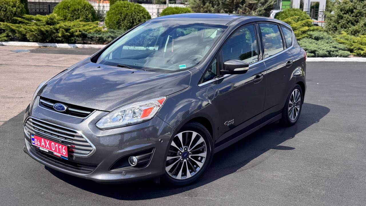 Ford C-MAX - фото 11