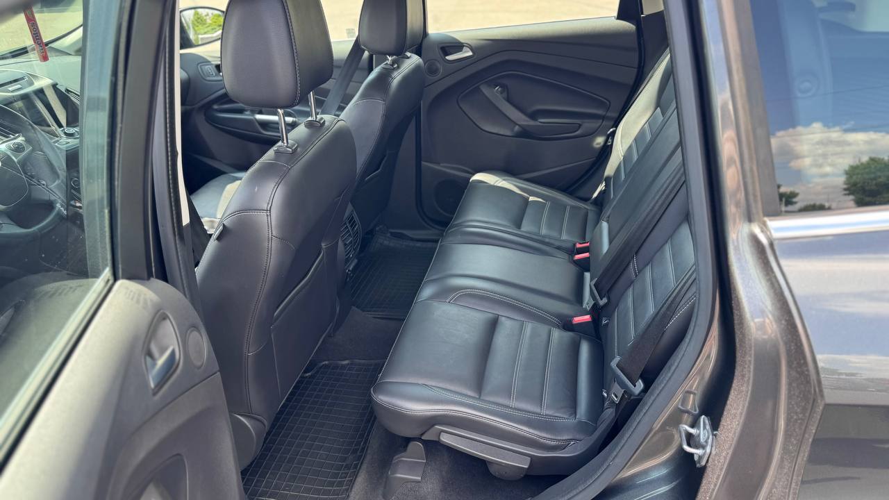 Ford C-MAX - фото 15