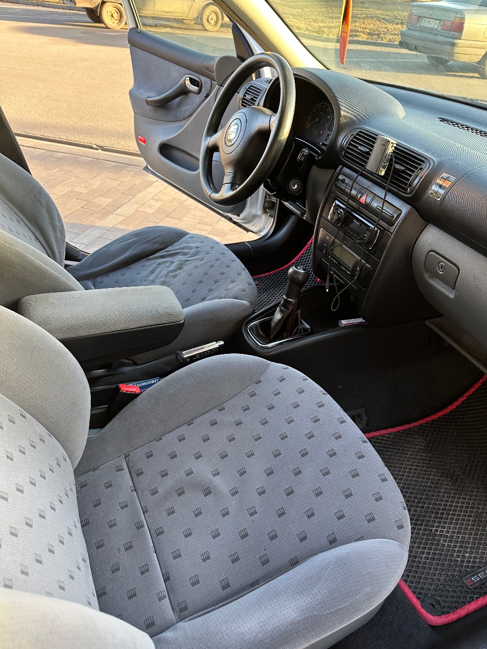 SEAT Toledo - фото 13