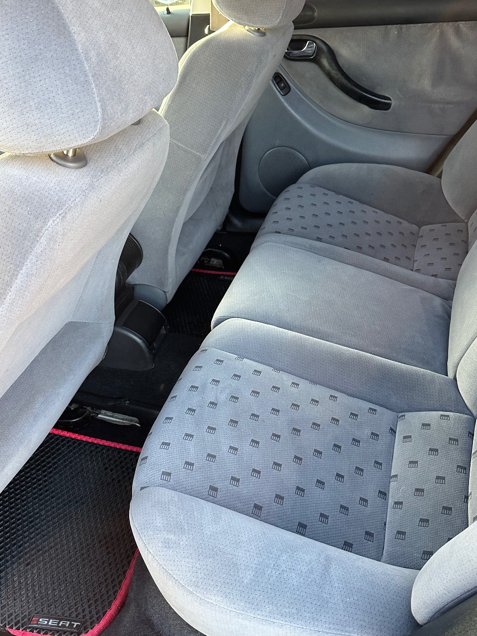 SEAT Toledo - фото 12