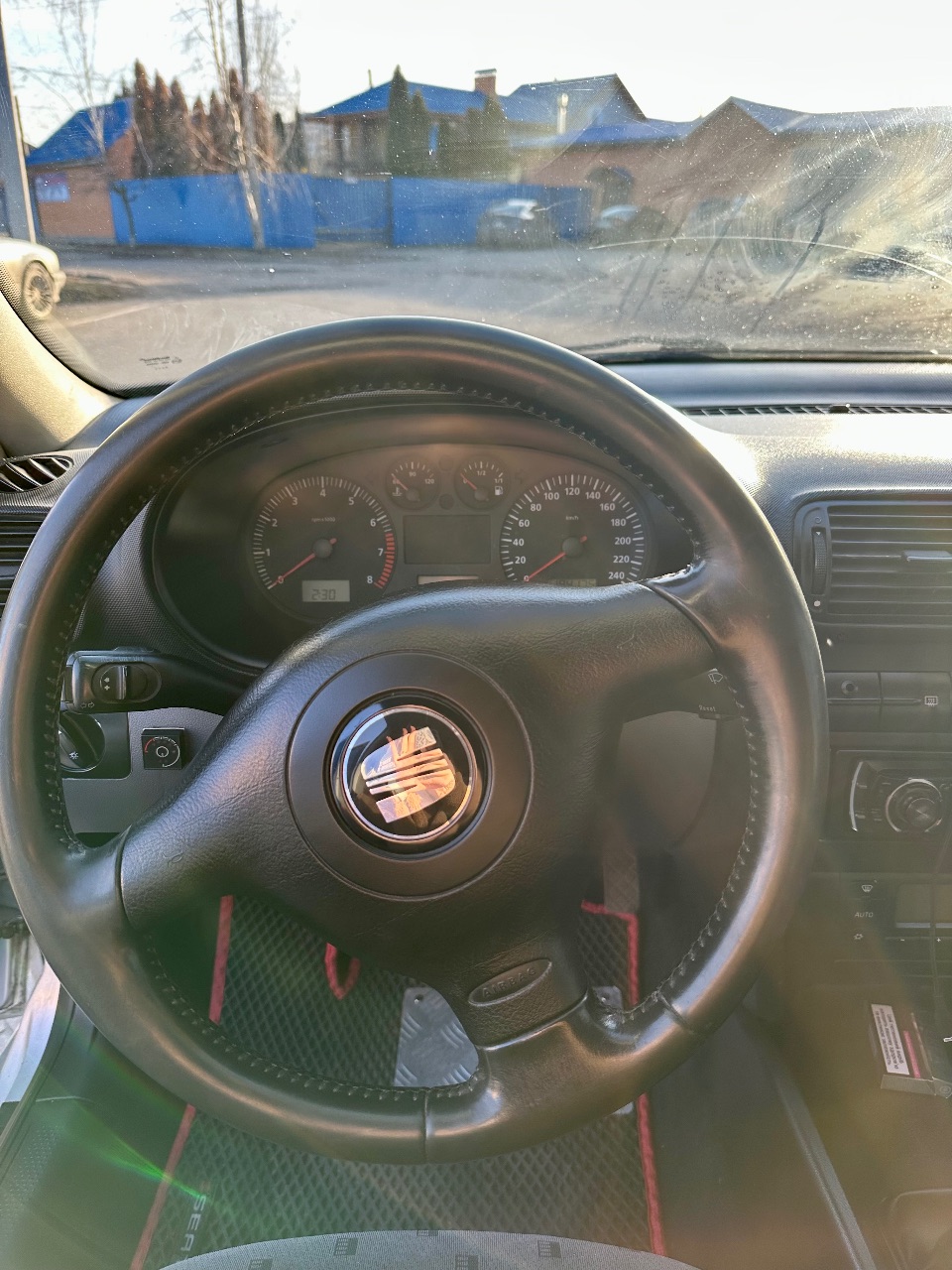 SEAT Toledo - фото 8