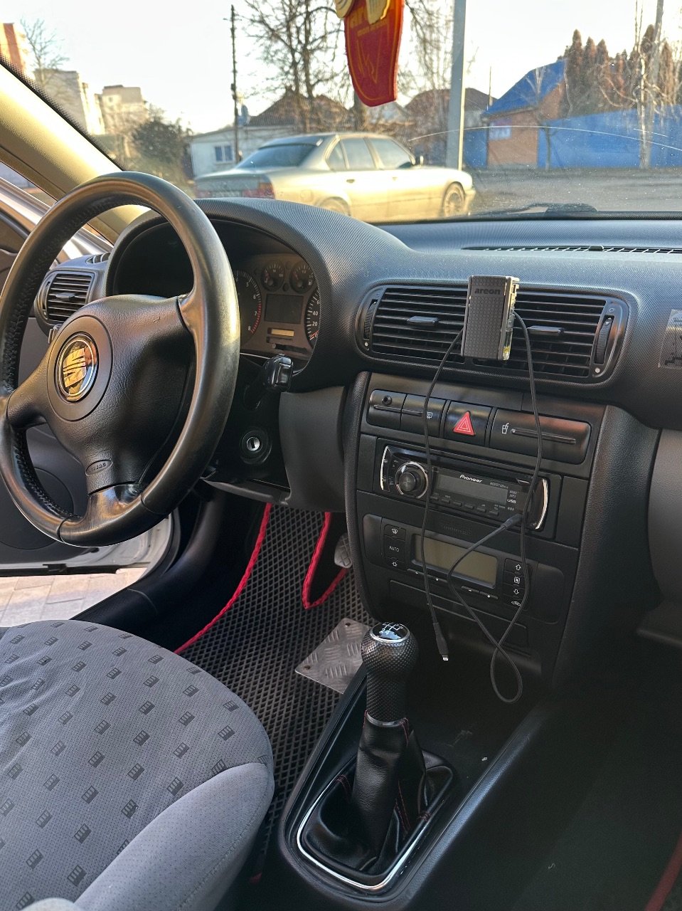 SEAT Toledo - фото 15