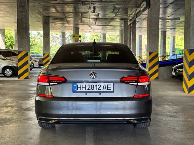 Volkswagen Passat - фото 3
