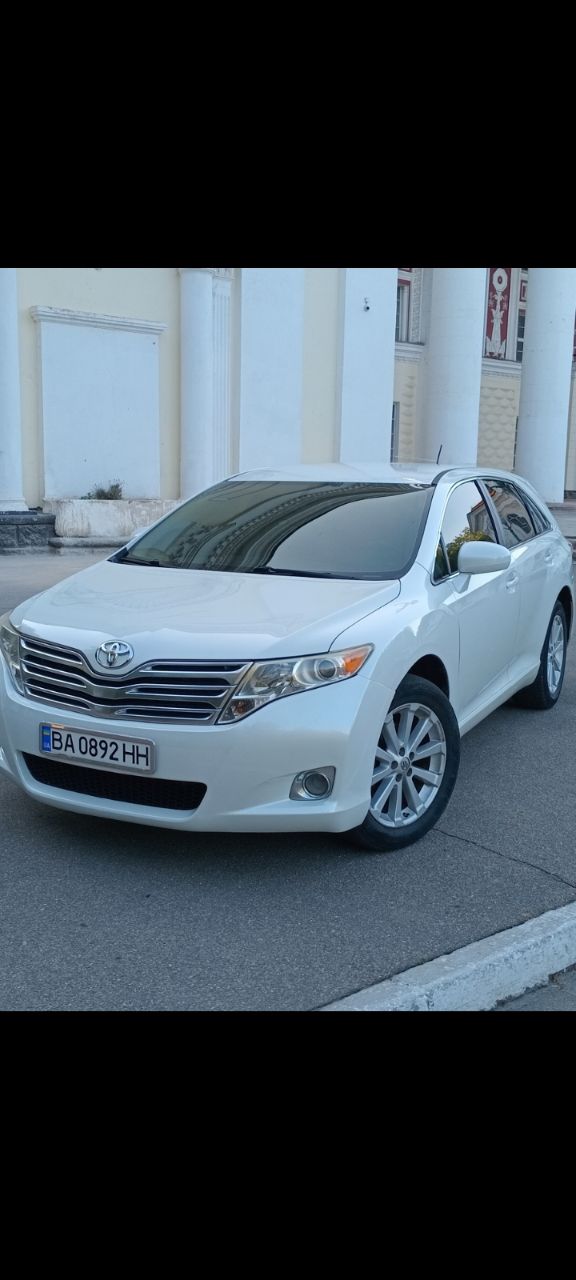 Toyota Venza - фото 1