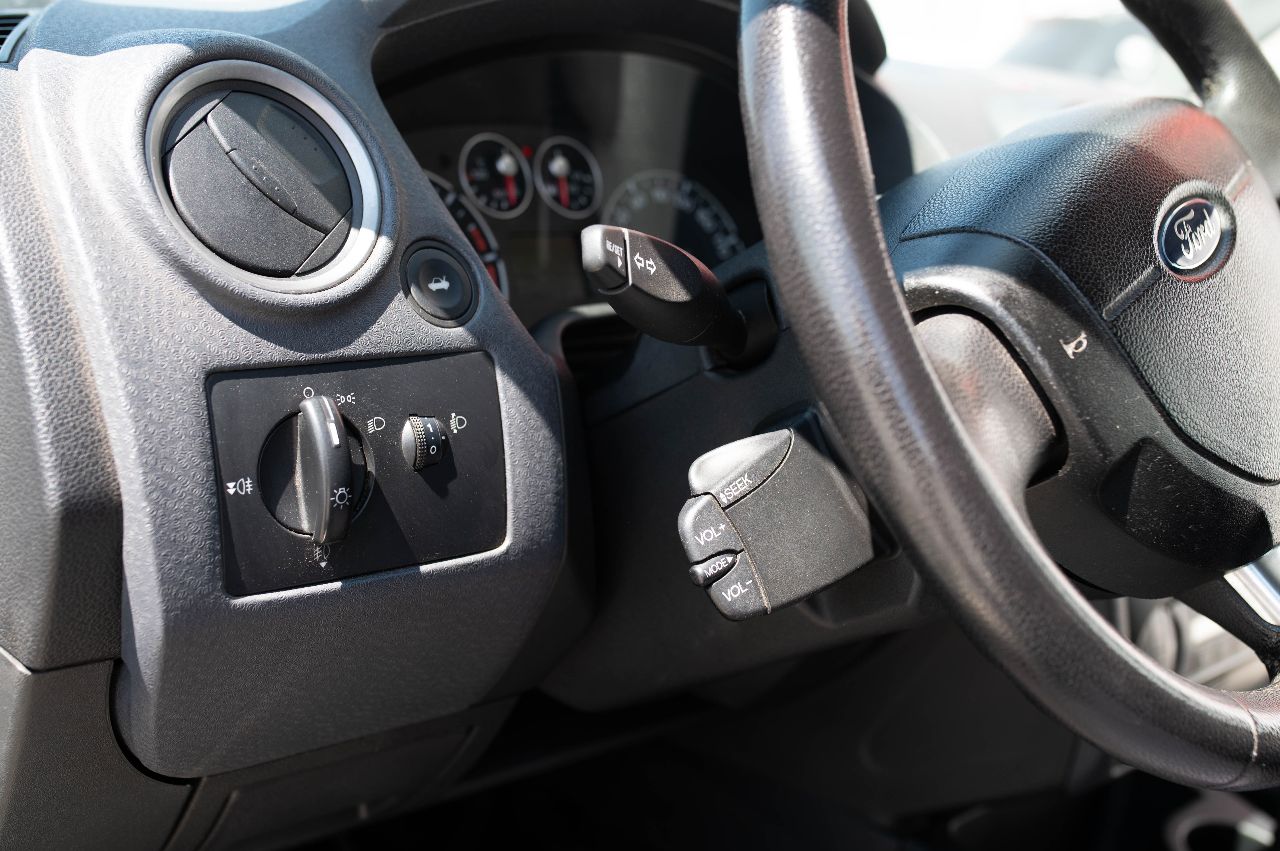 Ford Fusion - фото 13